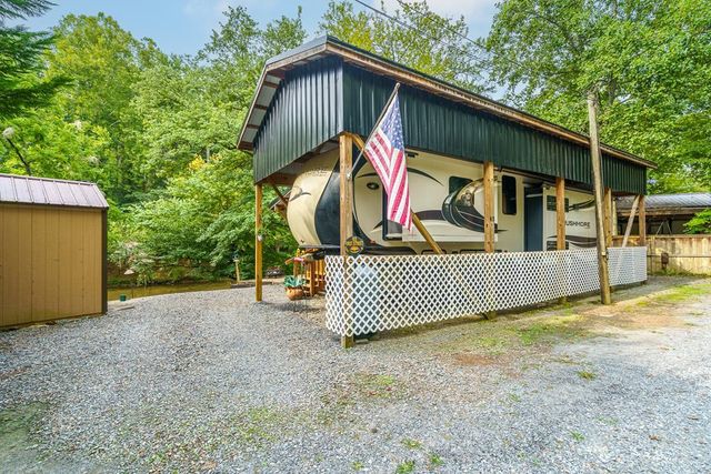 65 1st Street, Ellijay, GA 30540