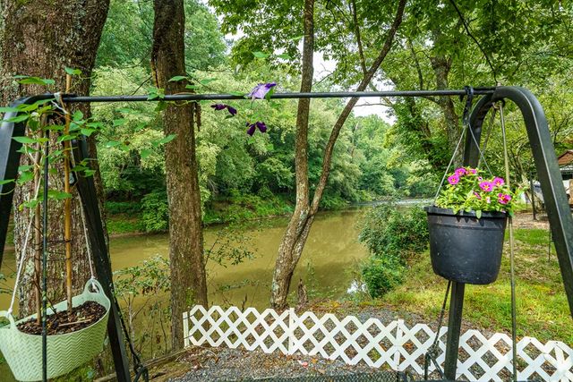 65 1st Street, Ellijay, GA 30540