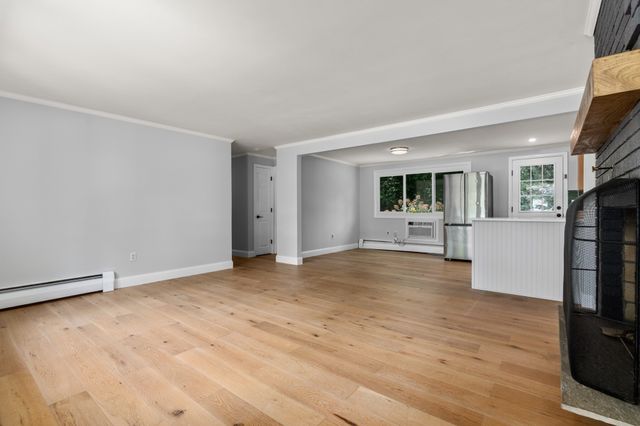 1 Amory Ave, Maynard, MA 01754