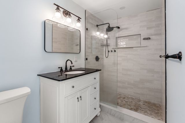 1 Amory Ave, Maynard, MA 01754