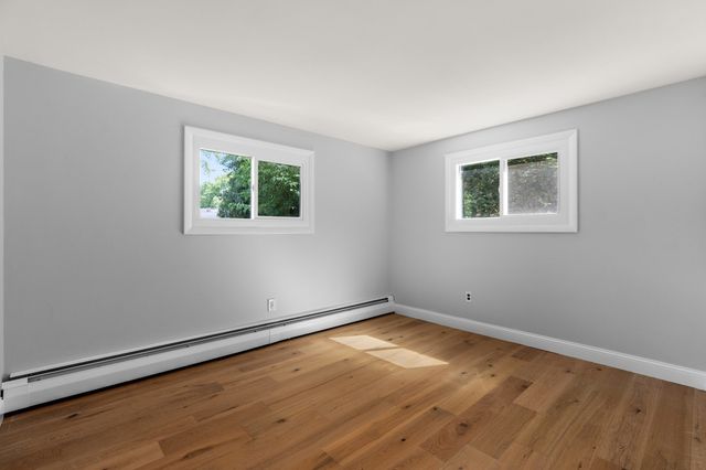 1 Amory Ave, Maynard, MA 01754