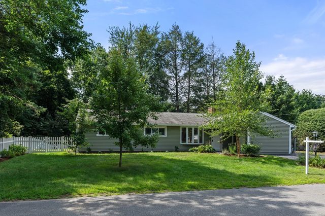 1 Amory Ave, Maynard, MA 01754