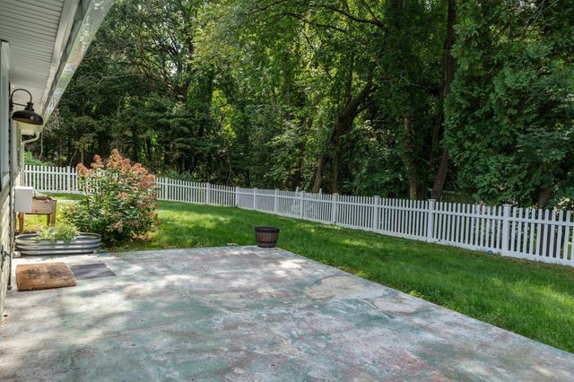 1 Amory Ave, Maynard, MA 01754