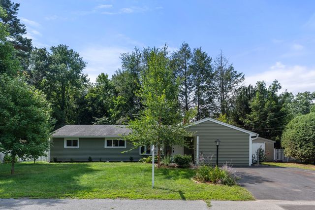 1 Amory Ave, Maynard, MA 01754
