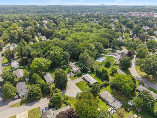 1 Amory Ave, Maynard, MA 01754