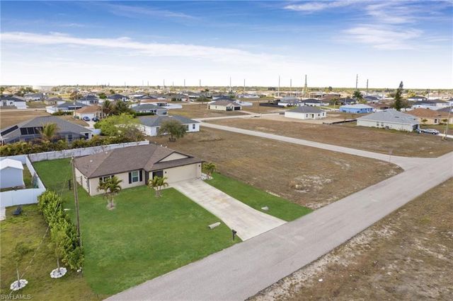 2210 NW 7th AVE, Cape Coral, FL 33993