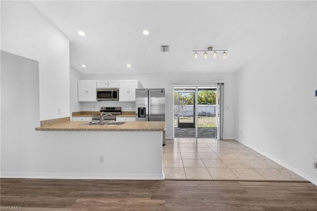 2210 NW 7th AVE, Cape Coral, FL 33993