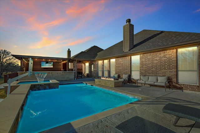 15613 Mirasol Drive, Fort Worth, TX 76177