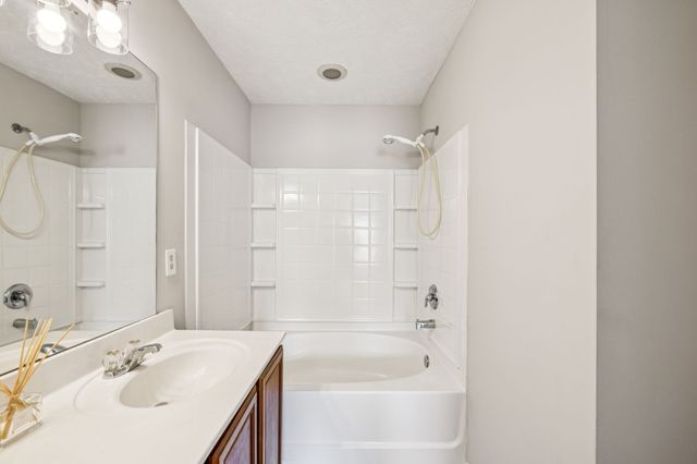 5428 Cedar Ash Xing, Antioch, TN 37013