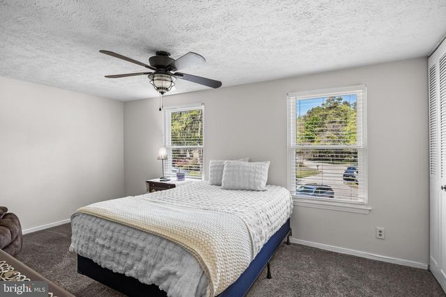 8 ADAMS CT, Marlton, NJ 08053