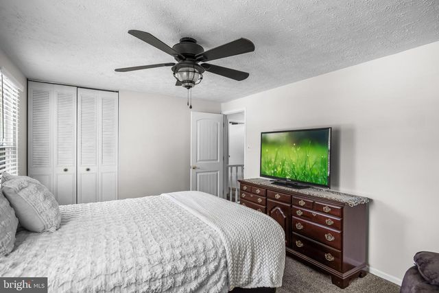 8 ADAMS CT, Marlton, NJ 08053