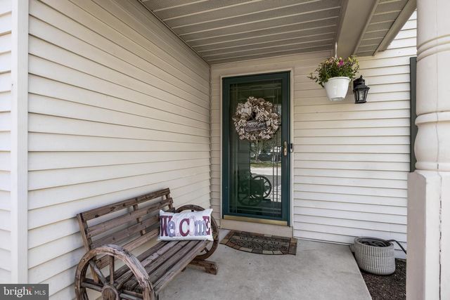 8 ADAMS CT, Marlton, NJ 08053