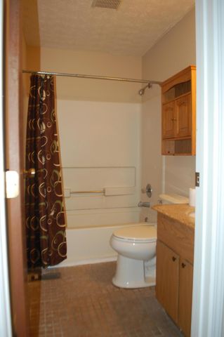 8195 Baltimore Avenue, Columbus, OH 43081