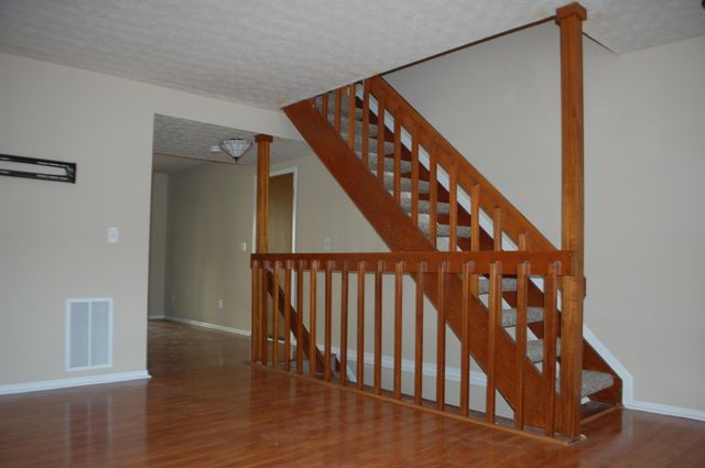 8195 Baltimore Avenue, Columbus, OH 43081