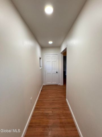 1020 Pearl Street, Schenectady, NY 12303