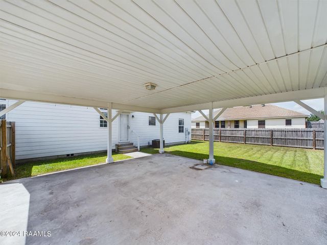 203 Stoneburg Drive, Duson, LA 70529
