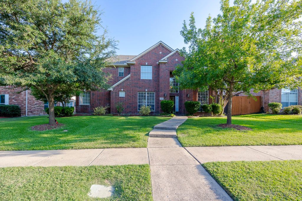 2404 Heather Glen Drive, Plano, TX 75025