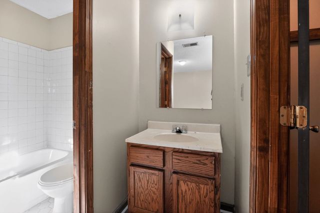 3877 BLACK FORREST DR, Memphis, TN 38128