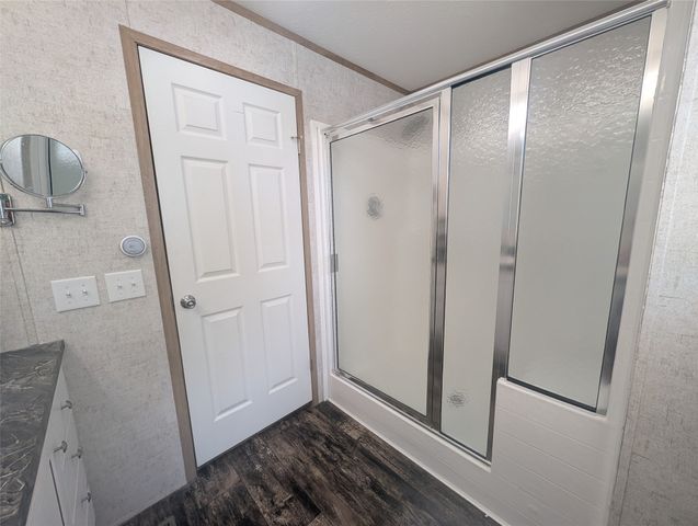 8224 CLOVERIDGE Drive, Erie, PA 16509