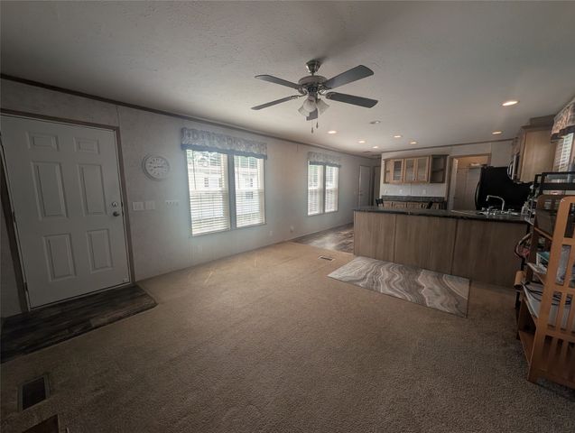 8224 CLOVERIDGE Drive, Erie, PA 16509