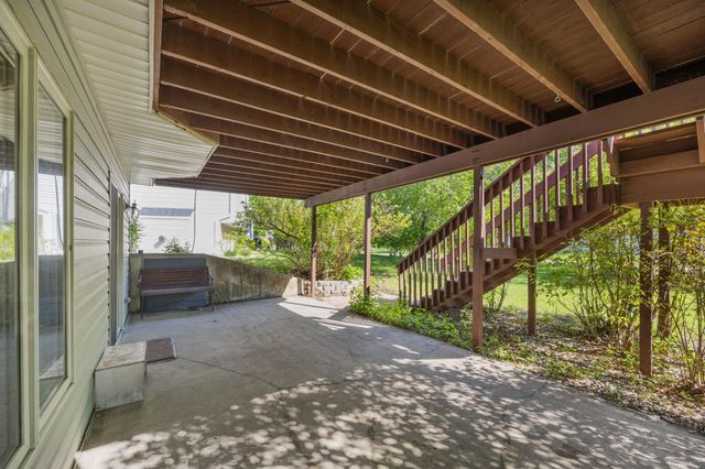 3138 25th Avenue S, Fargo, ND 58103