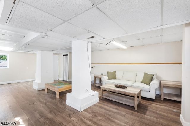 185 W Mountain Rd, Sparta Twp., NJ 07871