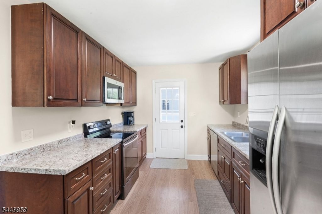 185 W Mountain Rd, Sparta Twp., NJ 07871 — photo 5