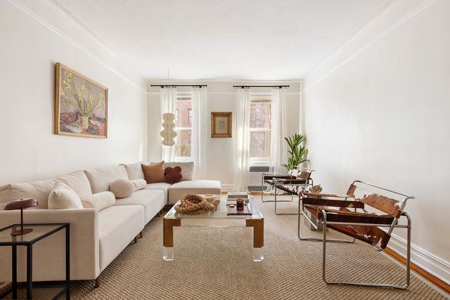 7217 34th Ave Apt 1J, New York City, NY 11372