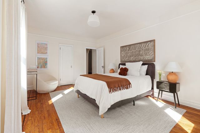 7217 34th Ave Apt 1J, New York City, NY 11372