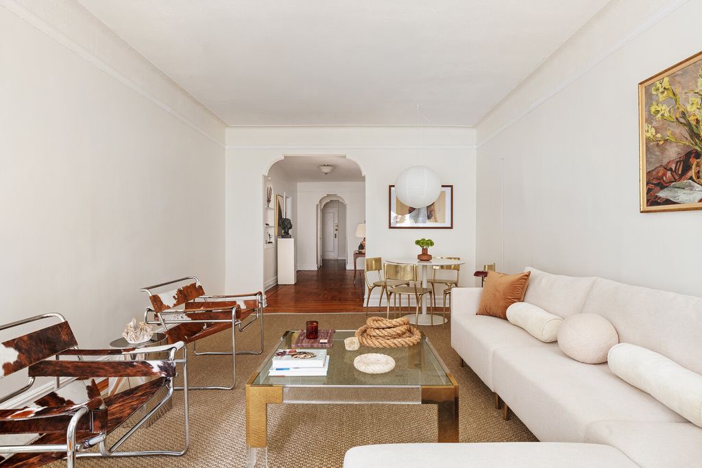 7217 34th Ave Apt 1J, New York City, NY 11372