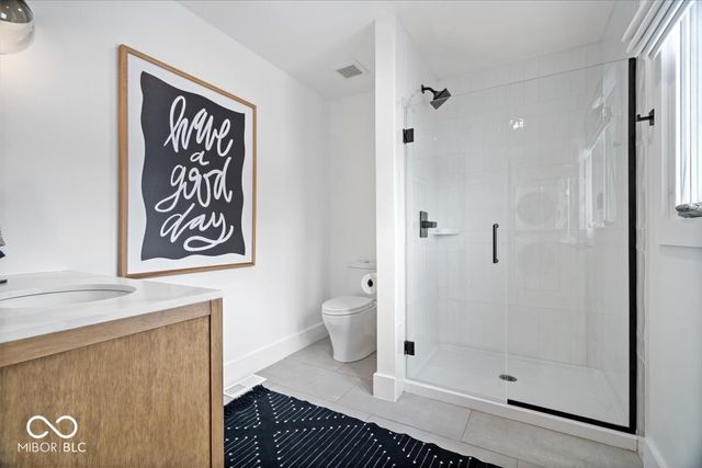 1521 N 400 W, Greenfield, IN 46140