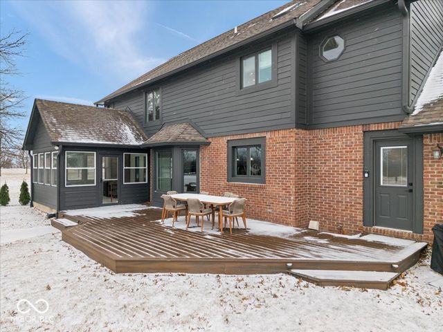 1521 N 400 W, Greenfield, IN 46140