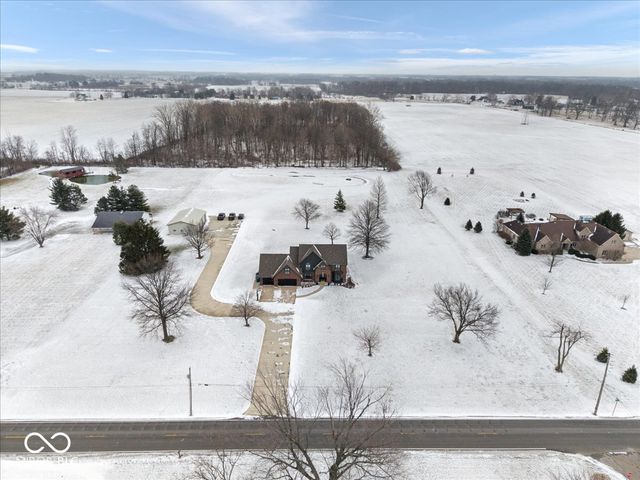 1521 N 400 W, Greenfield, IN 46140