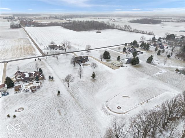 1521 N 400 W, Greenfield, IN 46140