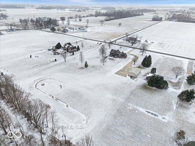 1521 N 400 W, Greenfield, IN 46140