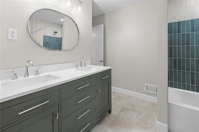 231 Kings Way, Clemson, SC 29631