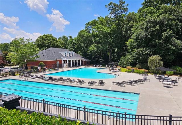 1503 Waters Edge Trail 448, Roswell, GA 30075