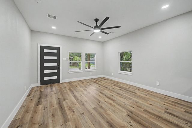 2338 Lidstone Street, Houston, TX 77023