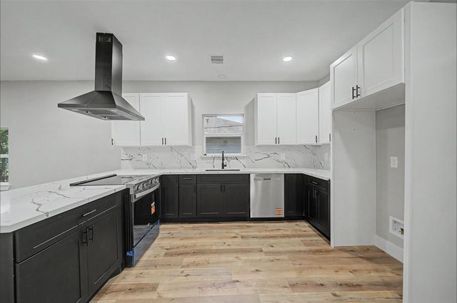 2338 Lidstone Street, Houston, TX 77023