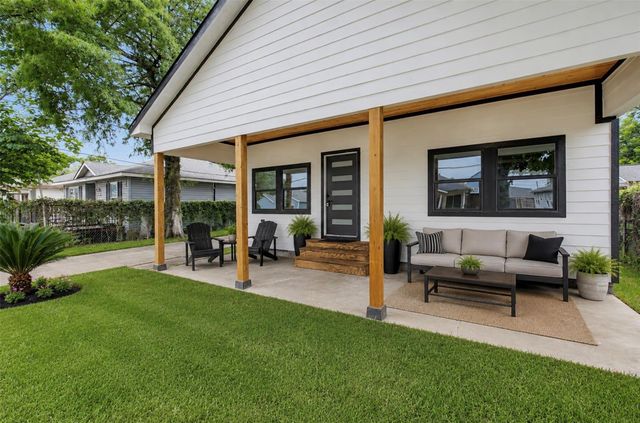 2338 Lidstone Street, Houston, TX 77023