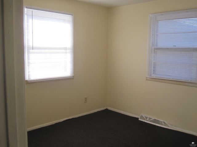 2205 Northview Drive, Manhattan, KS 66502