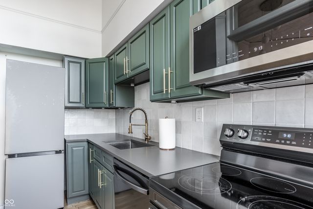 714 Buchanan Street 13, Indianapolis, IN 46203