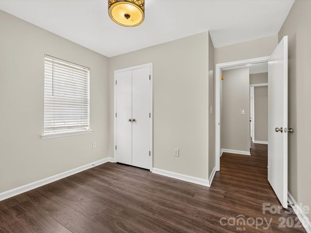 1521 Sumter Avenue, Charlotte, NC 28208