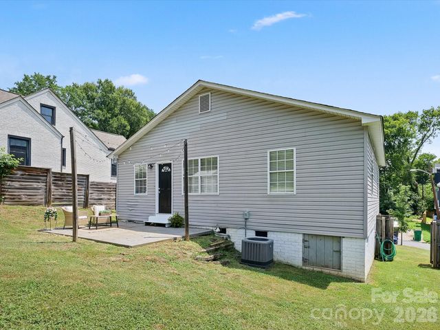 1521 Sumter Avenue, Charlotte, NC 28208