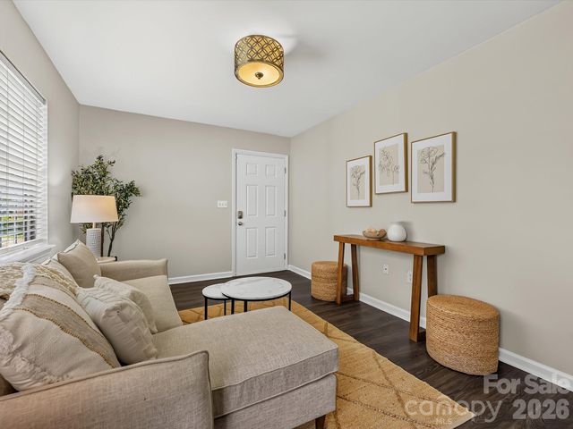 1521 Sumter Avenue, Charlotte, NC 28208