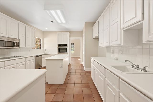 417 West Morgan Street, Franklin, TX 77856