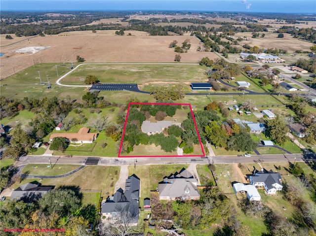 417 West Morgan Street, Franklin, TX 77856