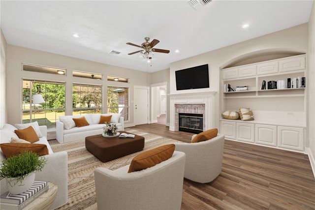 417 West Morgan Street, Franklin, TX 77856