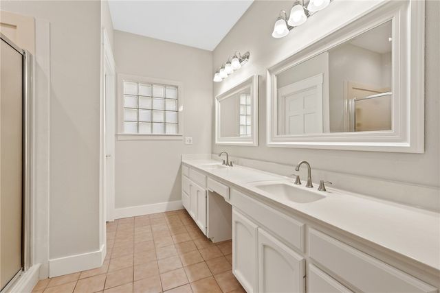 417 West Morgan Street, Franklin, TX 77856