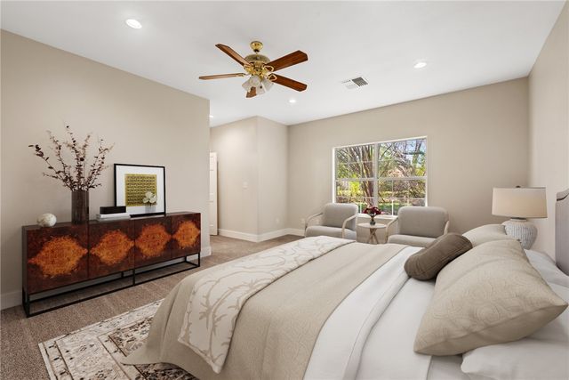 417 West Morgan Street, Franklin, TX 77856